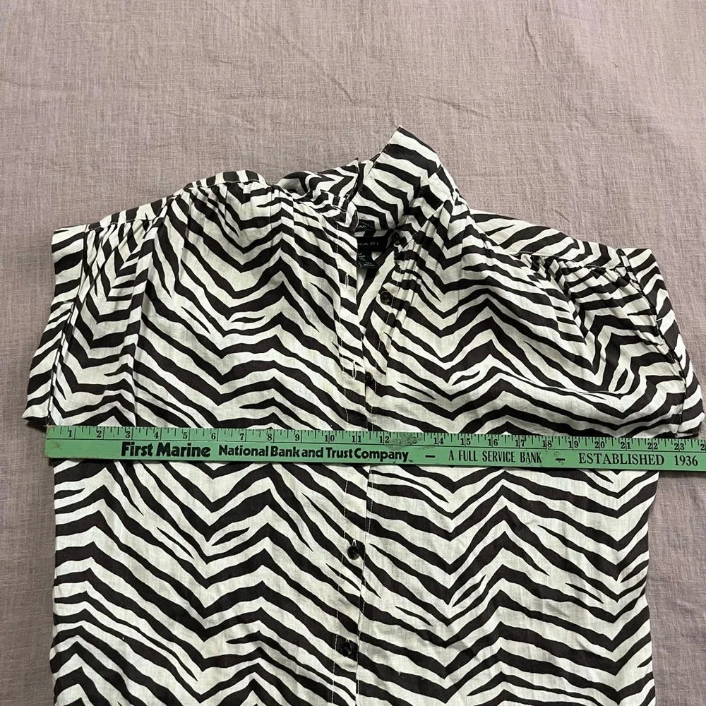 100% Linen Zebra Print Button-Front Shirt Dress Size Medium Lightweight Animal - Picture 7 of 7